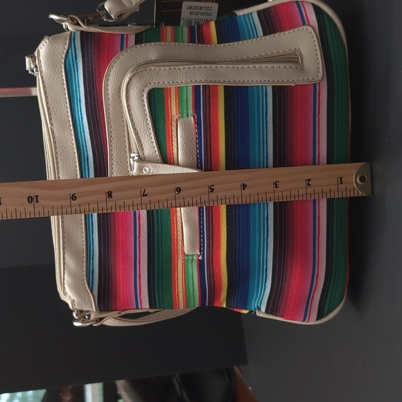 Cowgirl Trendy Women's Western Ivory Concealed Carry Crossbody Bag. - Picture 15 of 16